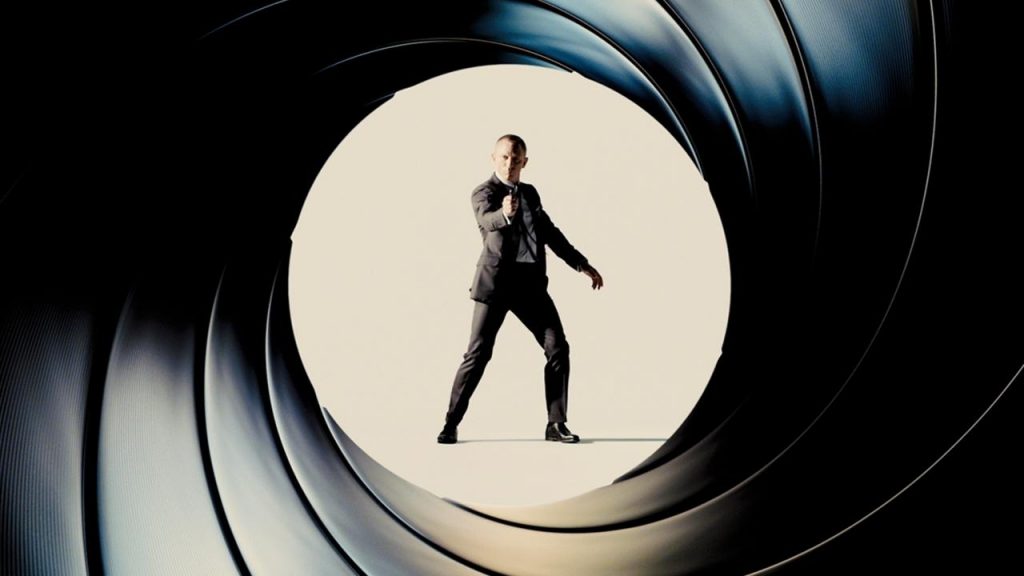 James Bond - Daniel Craig Gunbarrel